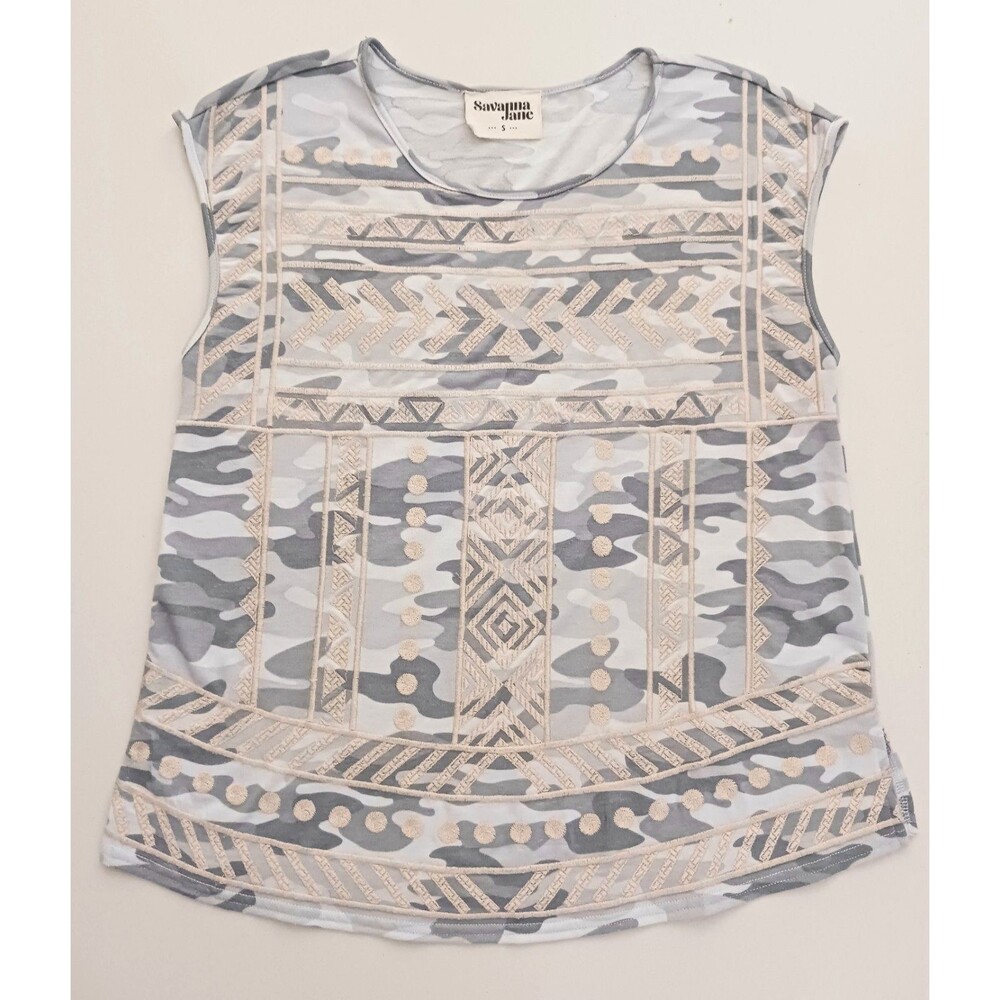 Savanna Jane Gray Camo Jersey T Shirt Cream Embroidery Cap Sleeeves Sz S